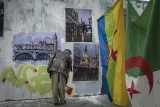 Installation du collectif Union pour l'Algérie rue Ordener à Paris, le 8 février 2021