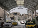 L'entrée du quartier en ruines de Maydan vu depuis la sortie du marché de poissons 