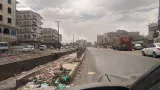 Une partie du canal d'évacuation sur l'avenue Al-Khawlan