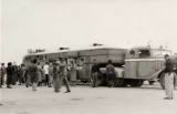Bus de la Nairn Cie photographié à l'aéroport de Bagdad (1935, collection personnelle)
