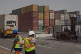 Conteneurs dans le nouveau port de Hamad.