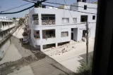 Des fleurs déposées à l'endroit où Jihad Muhammad Tawalba a été tué par les soldats israéliens