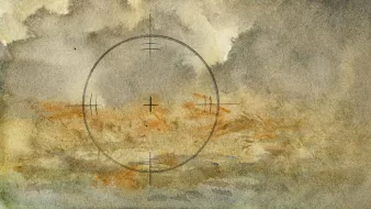L'image présente une scène peinte à l'aquarelle, où des nuages gris se mêlent à des teintes plus chaudes comme le beige et l'orange, suggérant une atmosphère dramatique ou mélancolique. Au centre, un motif circulaire avec des lignes de visée, semblable à un viseur, attire l'œil, créant un effet de focalisation sur le paysage. Les couleurs douces et les textures fluides de l'aquarelle donnent un aspect délicat à l'ensemble.