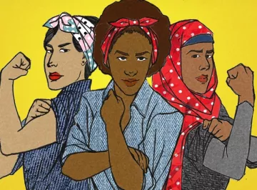 L'image présente trois femmes qui se tiennent côte à côte, chacune dans une pose de force, avec un geste de poing levé. Elles portent des vêtements colorés et des foulards, ajoutant une touche de style unique à chacune. L'arrière-plan est jaune, ce qui crée un contraste vibrant avec leurs tenues. Cette illustration évoque la solidarité et l'émancipation féminine.