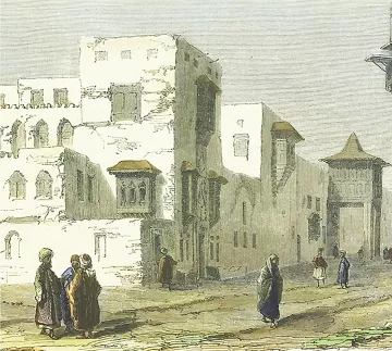 L'image montre une scène urbaine dans un style architectural traditionnel. On peut voir des bâtiments à plusieurs étages avec des balcons et des fenêtres typiques, dont certaines semblent être en ruine. Des personnes marchent dans la rue, certaines en groupes, d'autres seules, vêtues de vêtements traditionnels. L'ambiance de l'image évoque une période historique, probablement dans un contexte orientale ou méditerranéen, avec des couleurs douces et une lumière naturelle. Le paysage est urbain, avec des détails architecturaux qui témoignent d'un passé riche.