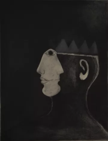 L'image présente un dessin en noir et blanc représentant un visage stylisé. Le profil d'un visage humain est visible à gauche, avec des traits esquissés, une bouche fermée et un regard fixe. À droite, un deuxième profil se dessine, légèrement tourné, avec une forme de tête plus géométrique. Au sommet, une sorte de couronne ou de forme triangulaire ajoute une dimension symbolique. L'arrière-plan est sombre, mettant en avant les contours des visages et créant une atmosphère mystérieuse.