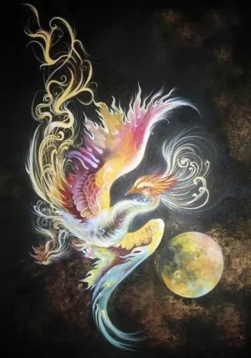L'image représente un phénix stylisé et coloré, qui semble prendre son envol. Ses plumes sont dépeintes avec des nuances vives de rouge, jaune, bleu et vert, créant un effet dynamique et vibrant. L'oiseau mythique est entouré de volutes et de motifs organiques qui ajoutent une sensation de mouvement. En bas, on aperçoit une planète aux teintes douces, qui contraste avec le fond noir et met en valeur la luminosité des couleurs du phénix. L'ensemble dégage une atmosphère magique et mystique.